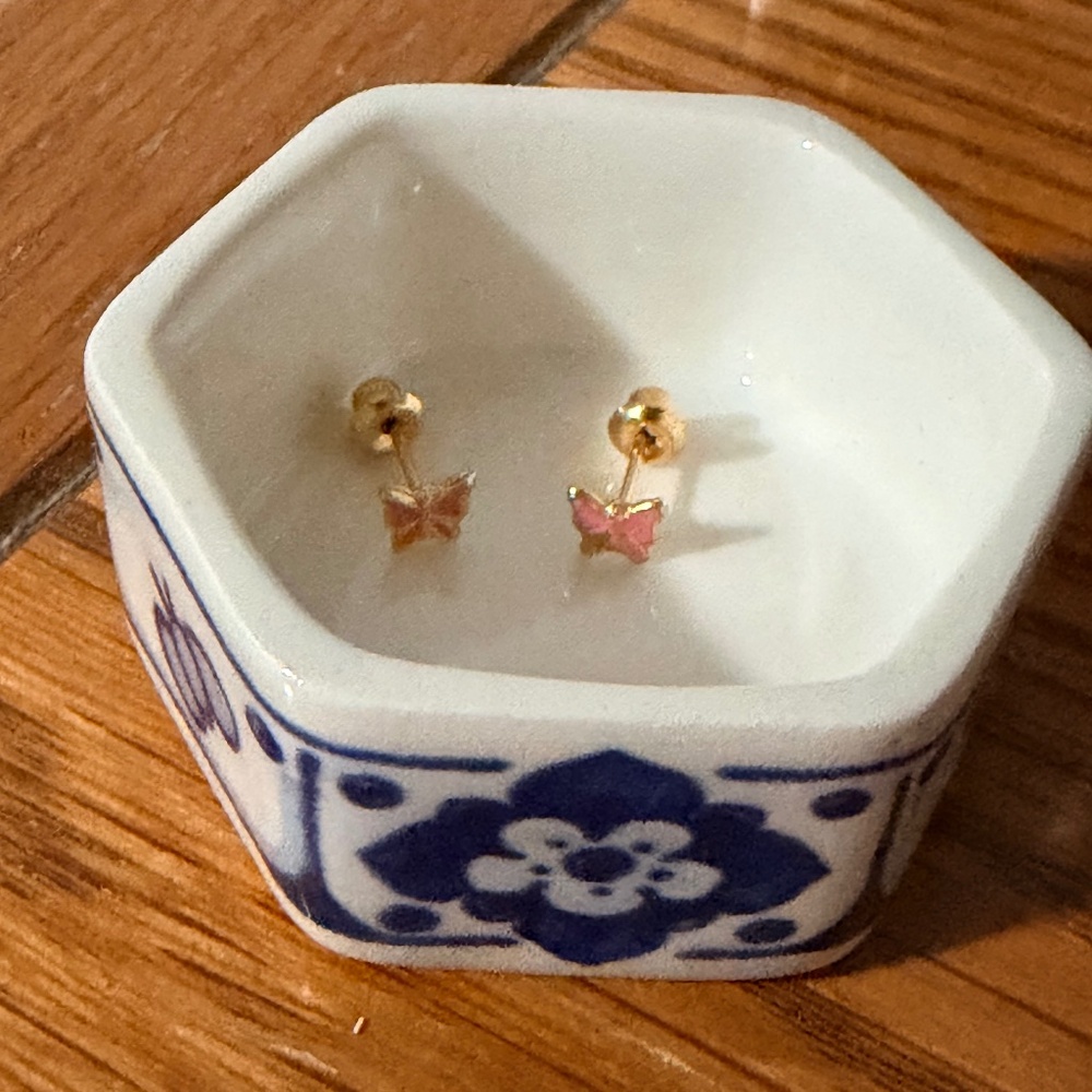 Rowan pink butterfly earrings
